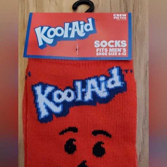 Kool-Aid Novelty Crew Socks New Size 6-12 - Picture 2 of 5